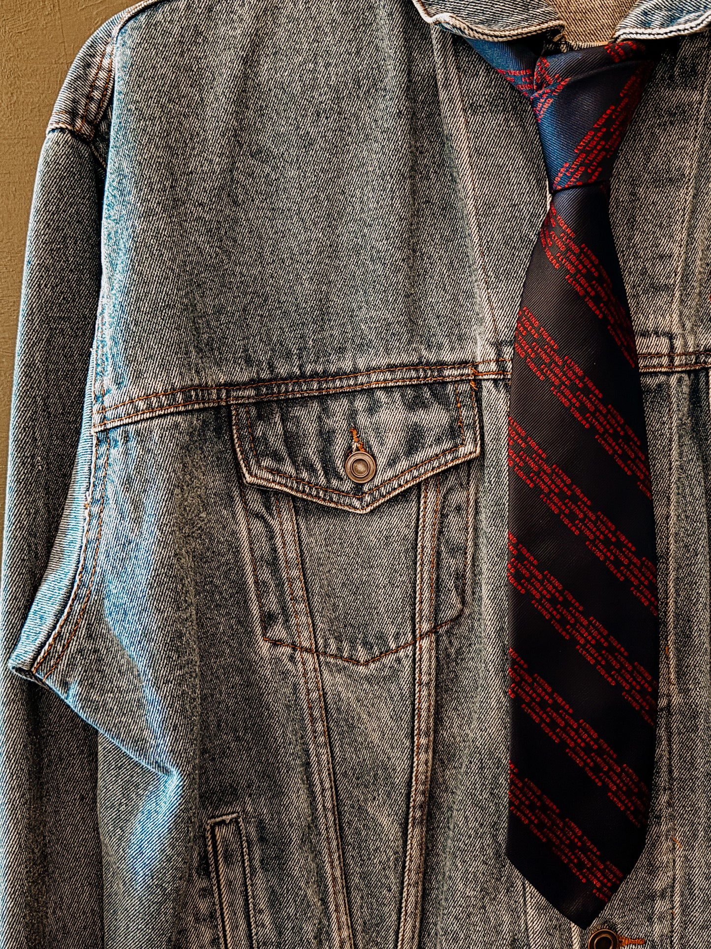 Givenchy Flying Tigers Neck Tie – Vintage