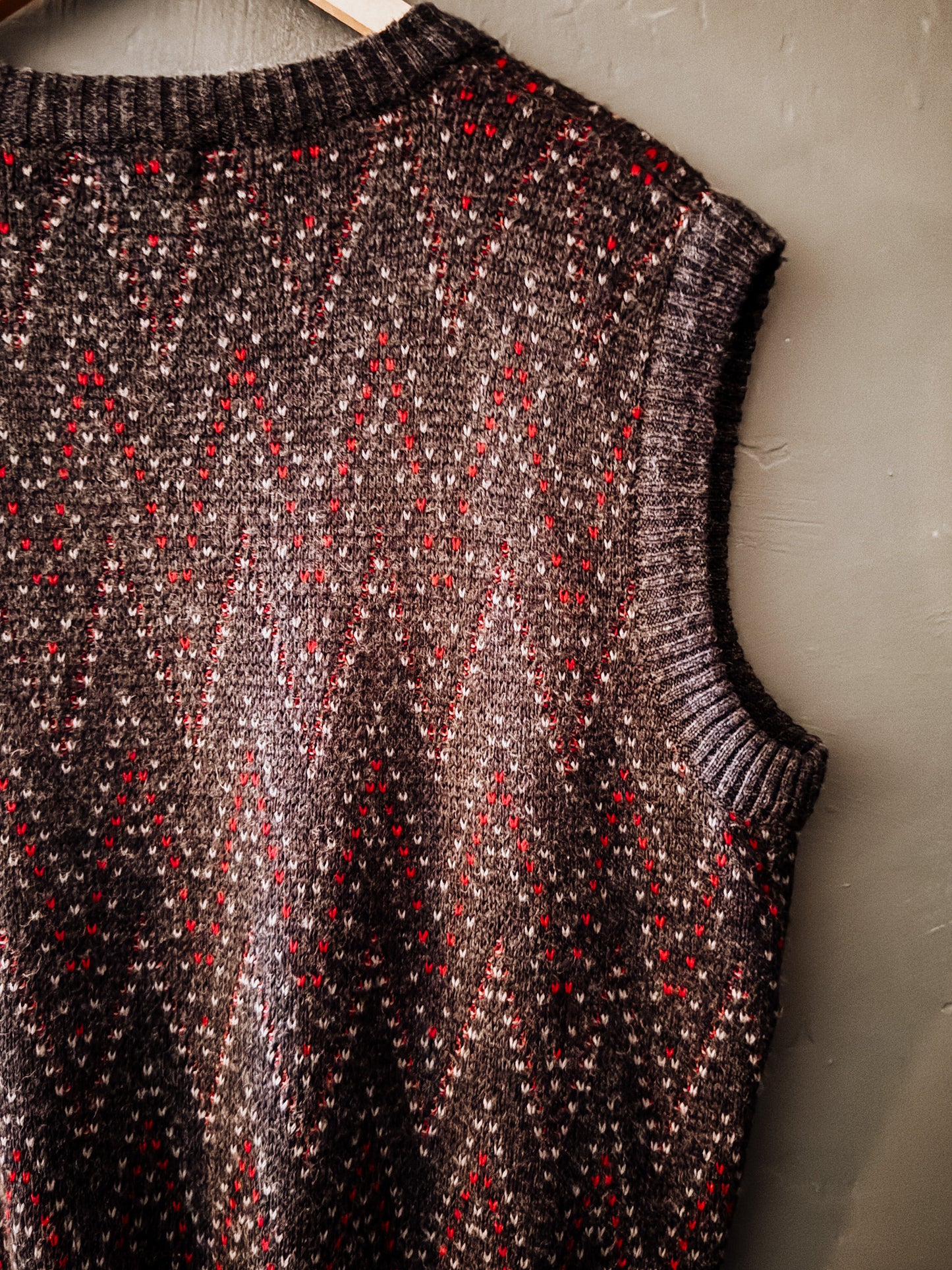 Cambridge Classics Sweater Vest -Vintage