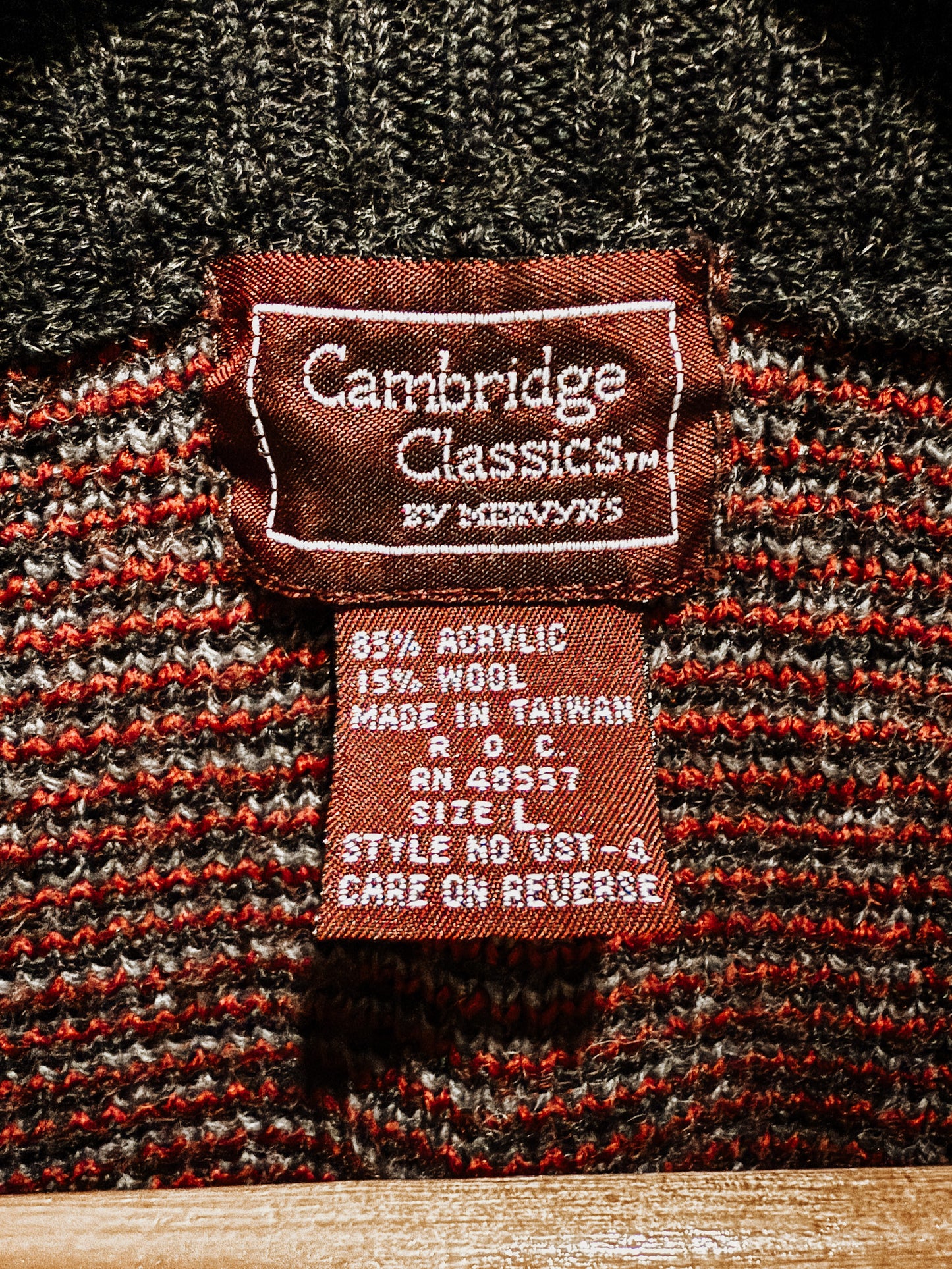 Cambridge Classics Sweater Vest -Vintage