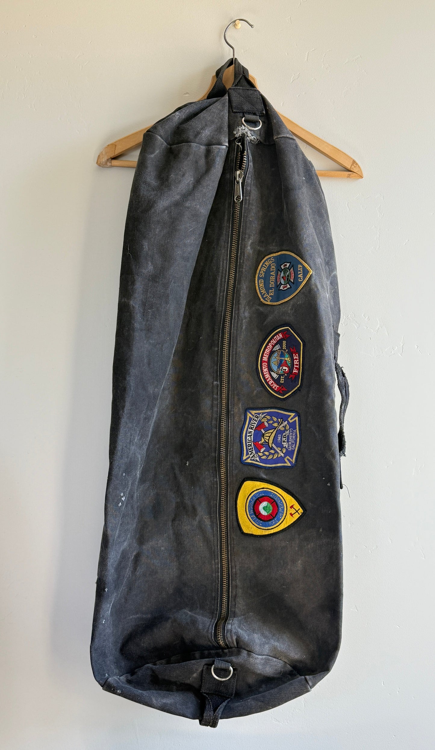 Extra Large Vintage Canvas Bag – Distressed