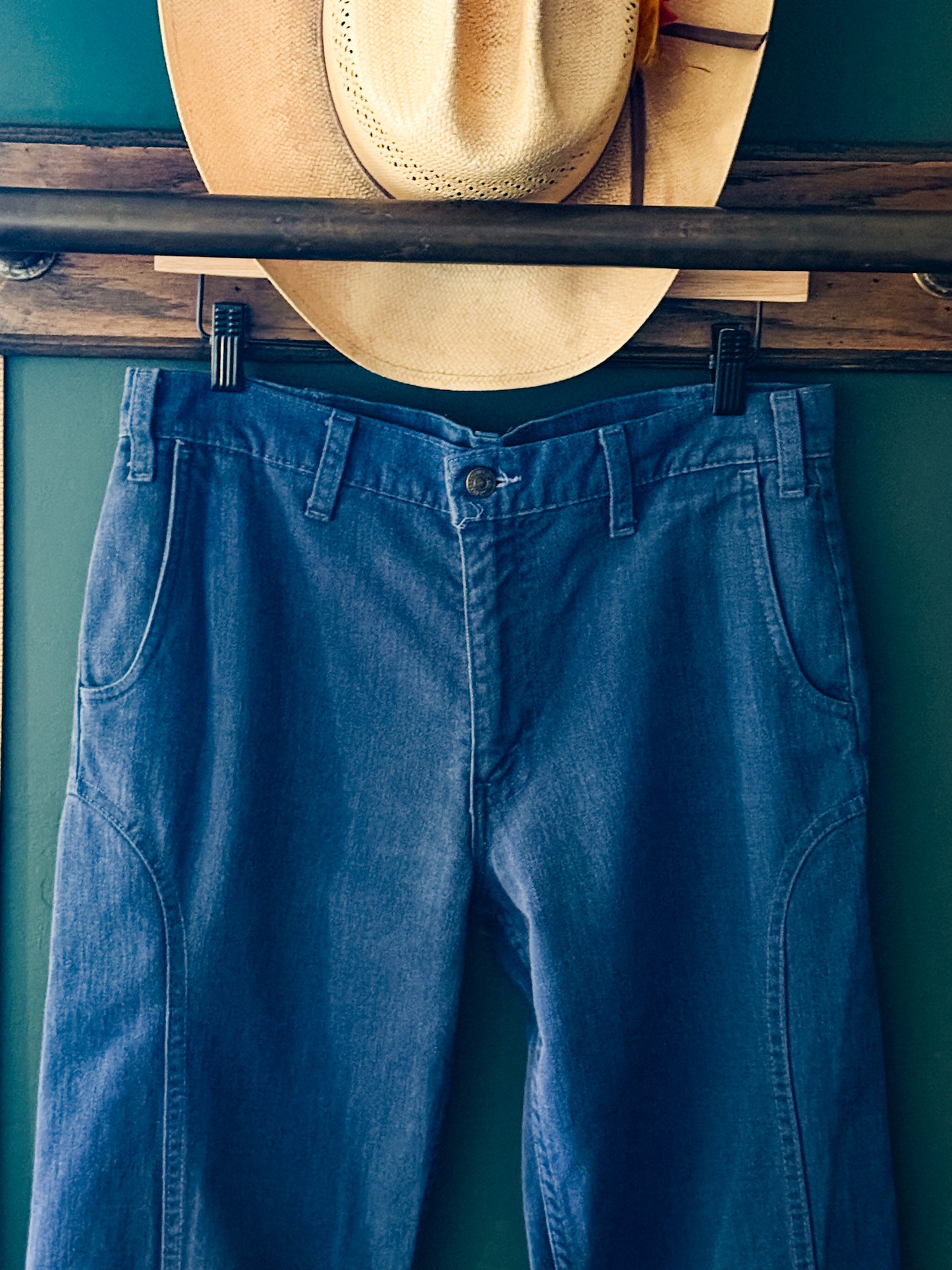 Vintage Levi’s Bell Bottom Flare Jeans