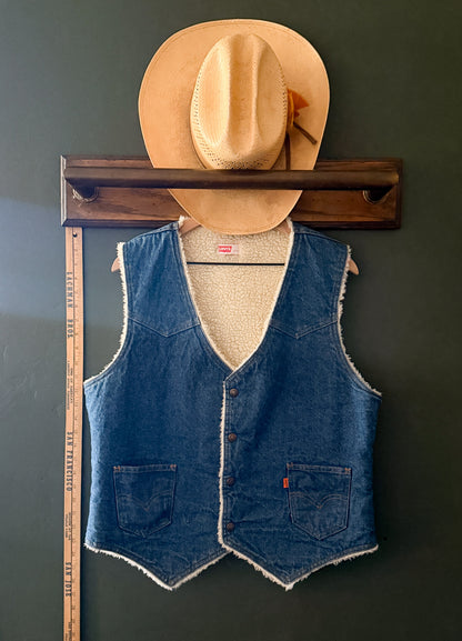 Vintage Levi’s Orange Tab Sherpa Vest Large