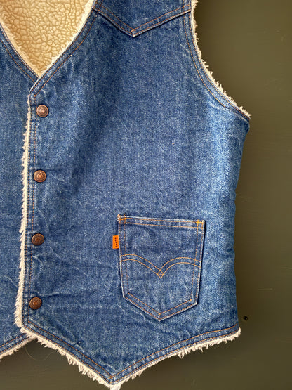 Vintage Levi’s Orange Tab Sherpa Vest Large