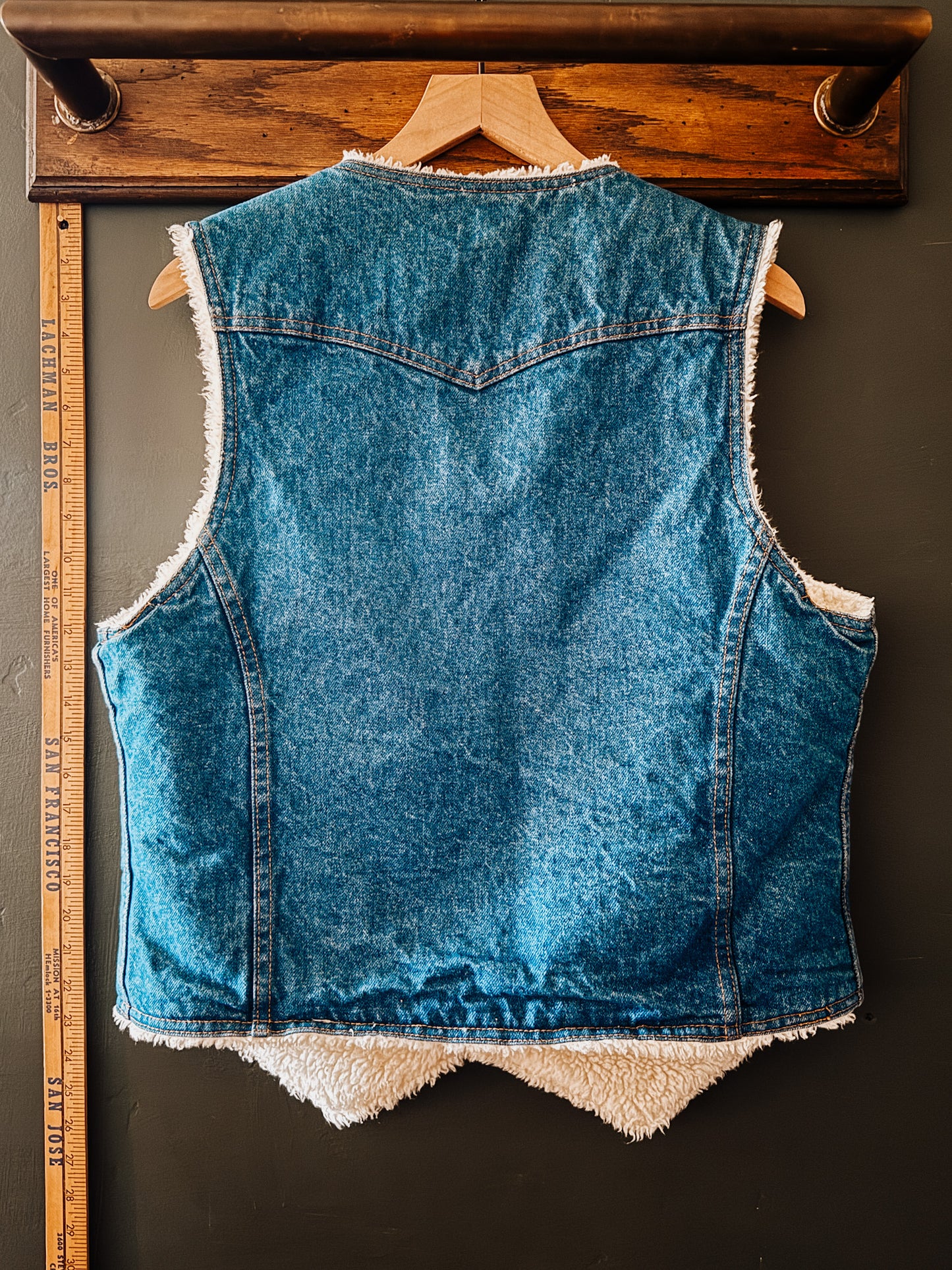 Vintage Levi’s Orange Tab Sherpa Vest Large